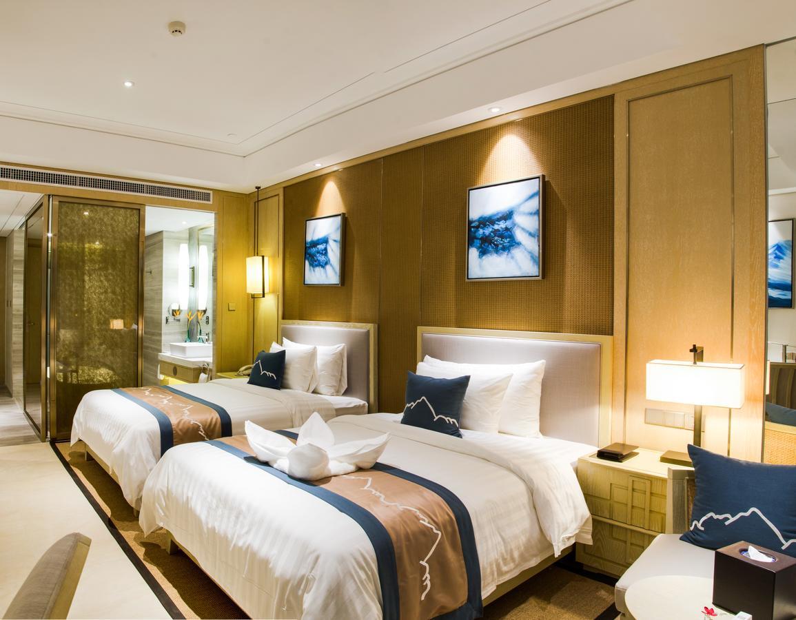 Grand New Century Hotel Szanja Kültér fotó